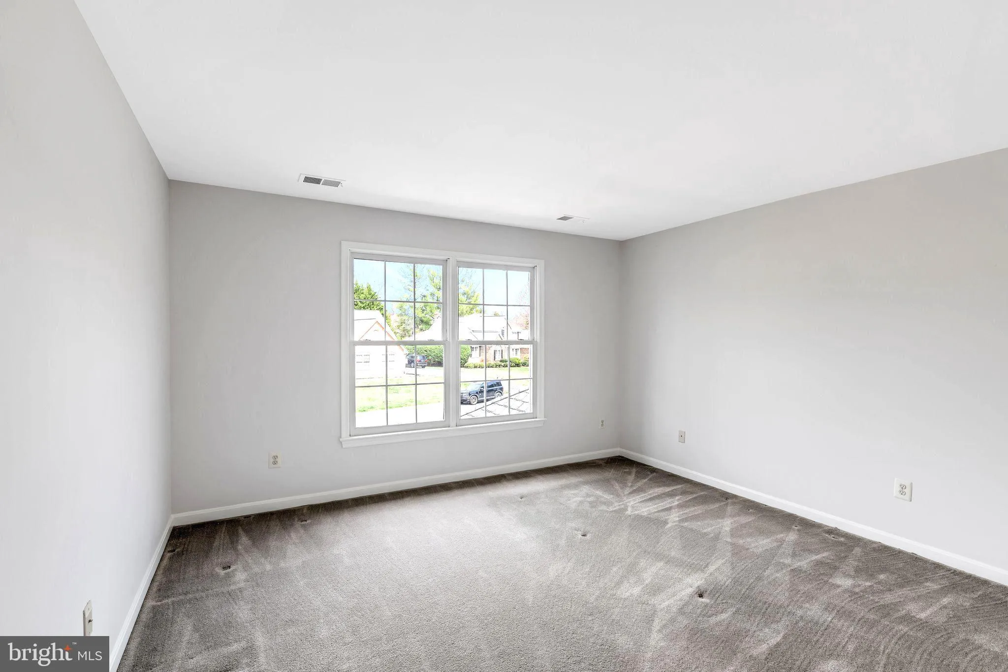 Vienna, Virginia 22182, United States, 5 Bedrooms Bedrooms, ,5 BathroomsBathrooms,Residential,Coming Soon,94961