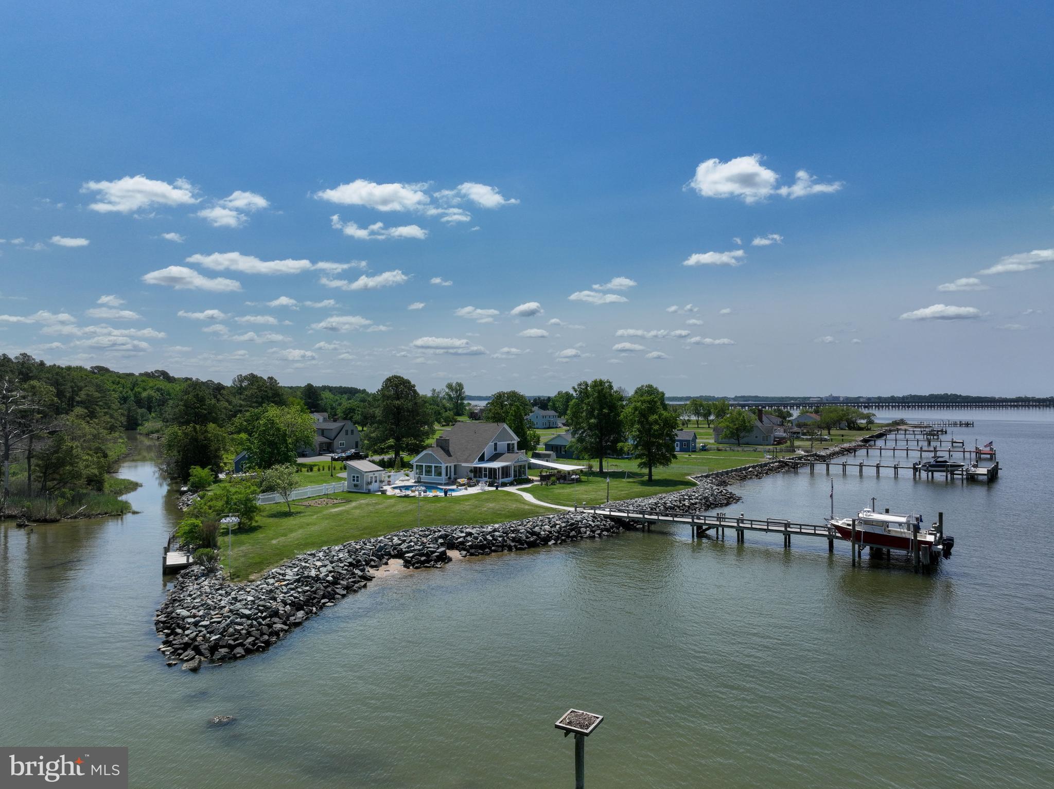 FERRY POINT - Residential