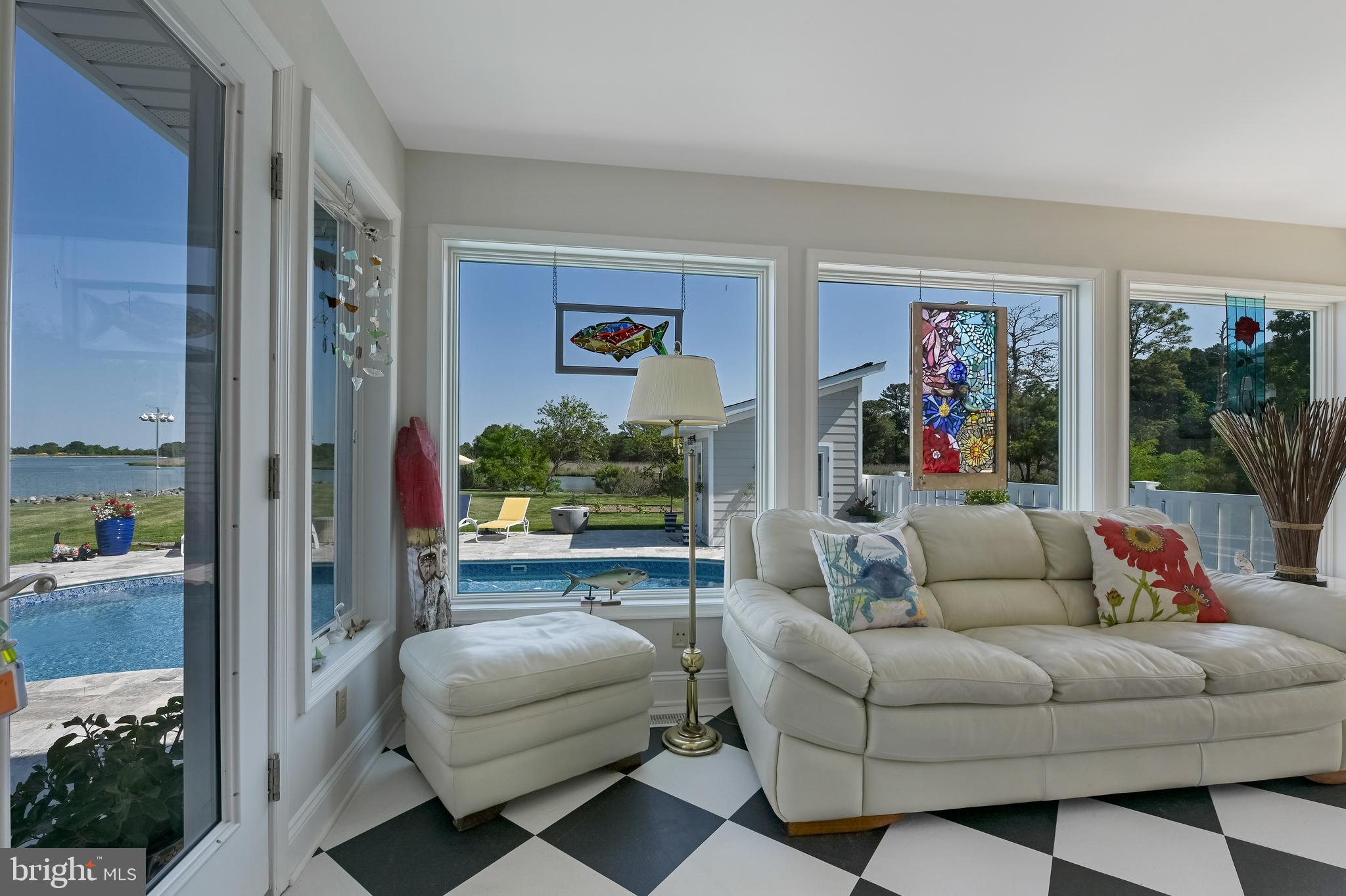 FERRY POINT - Residential