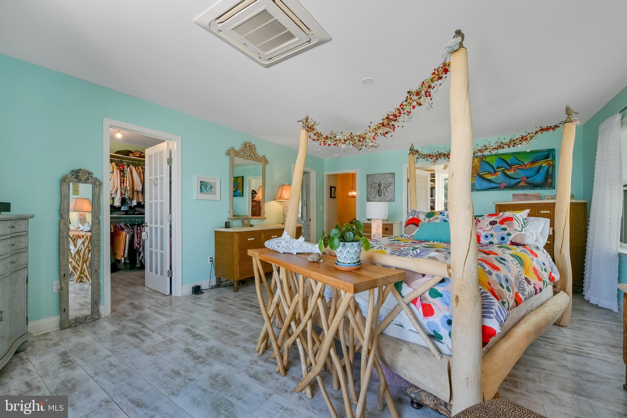 FERRY POINT - Residential