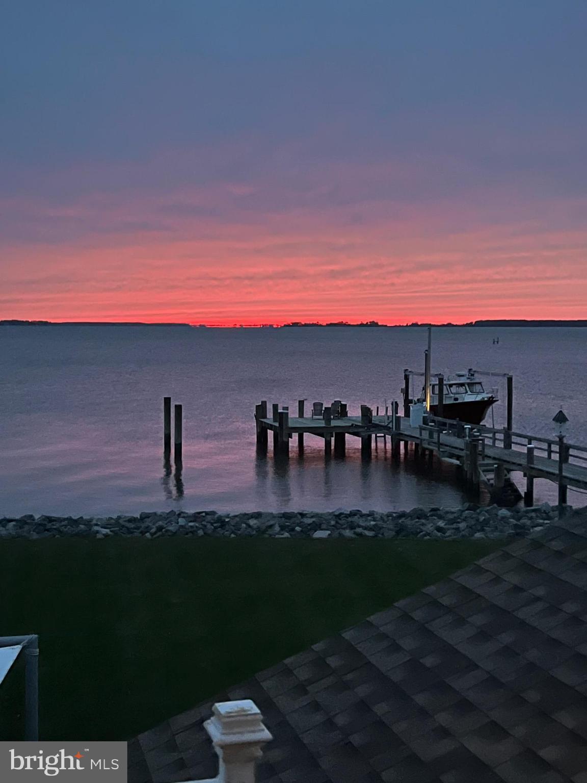 FERRY POINT - Residential