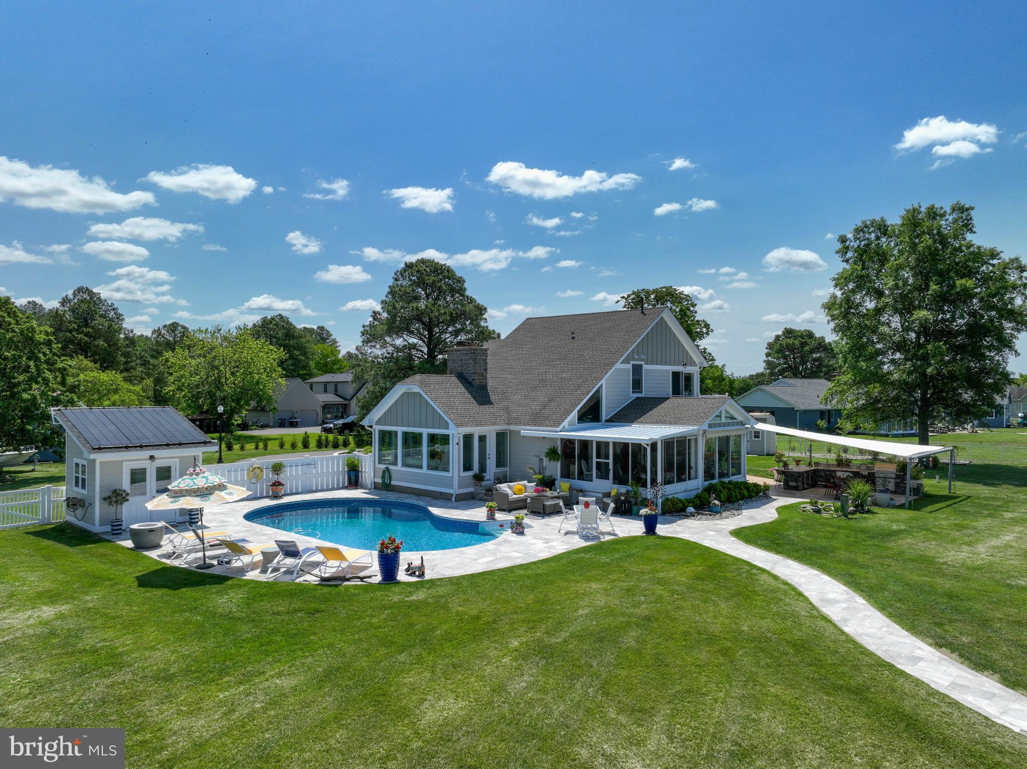 FERRY POINT - Residential