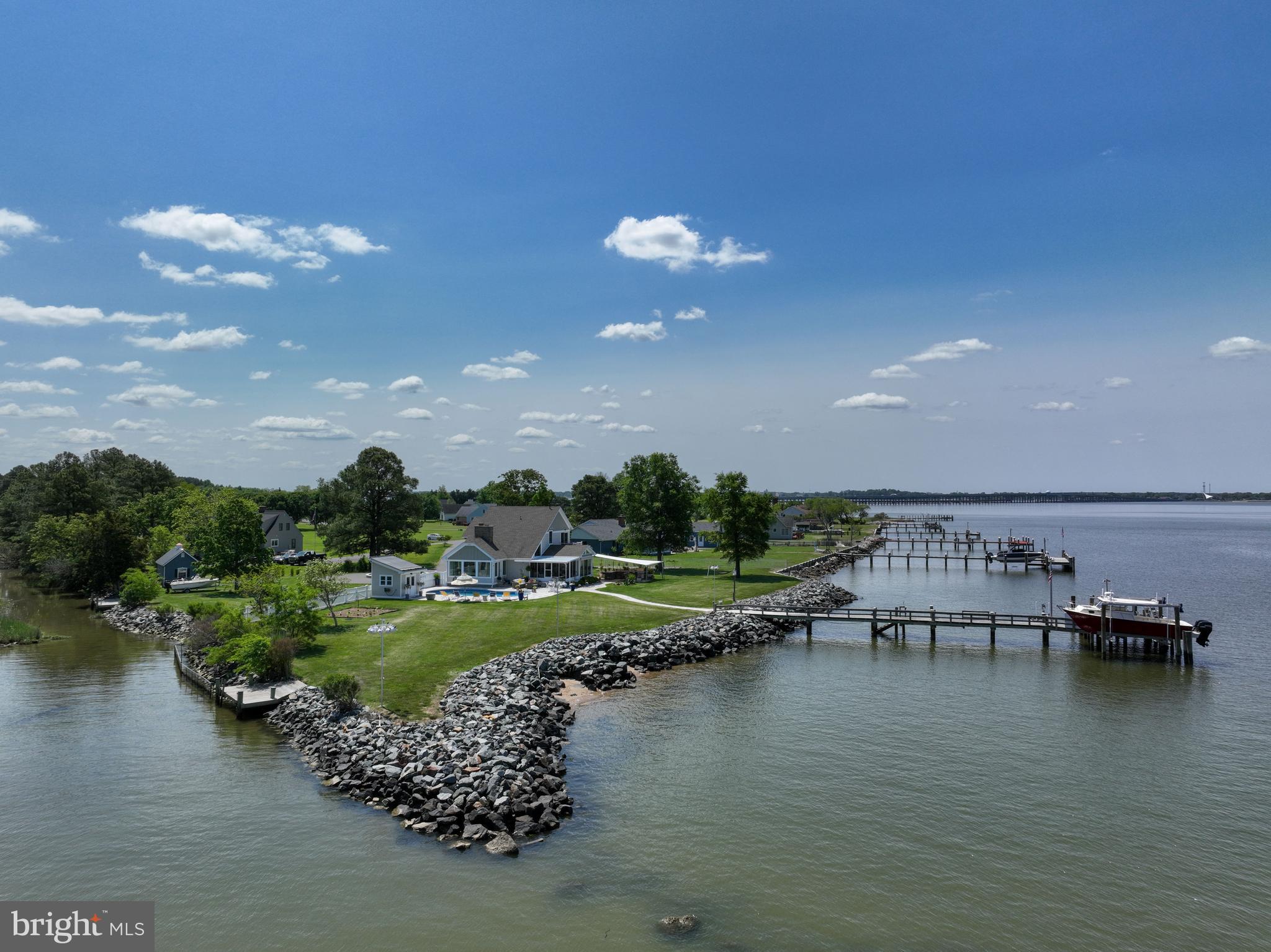 FERRY POINT - Residential