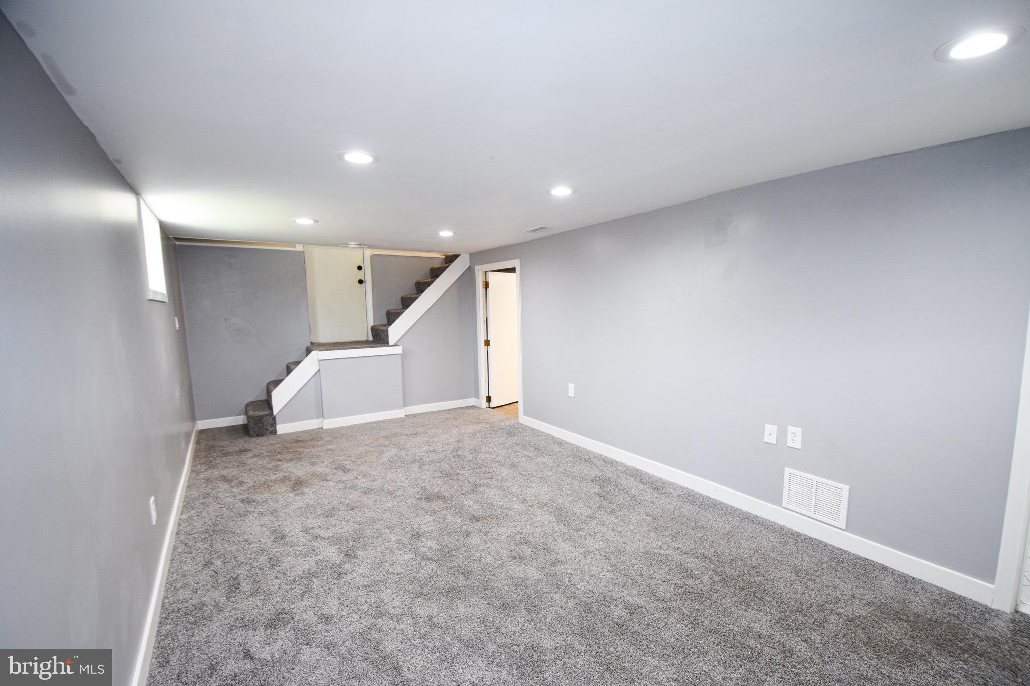 PARKVILLE HEIGHTS - Residential