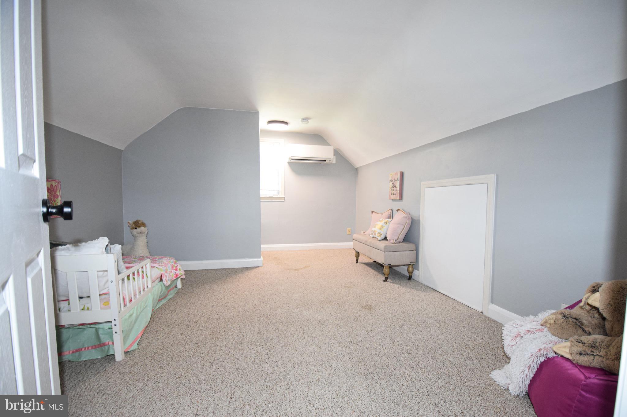 PARKVILLE HEIGHTS - Residential