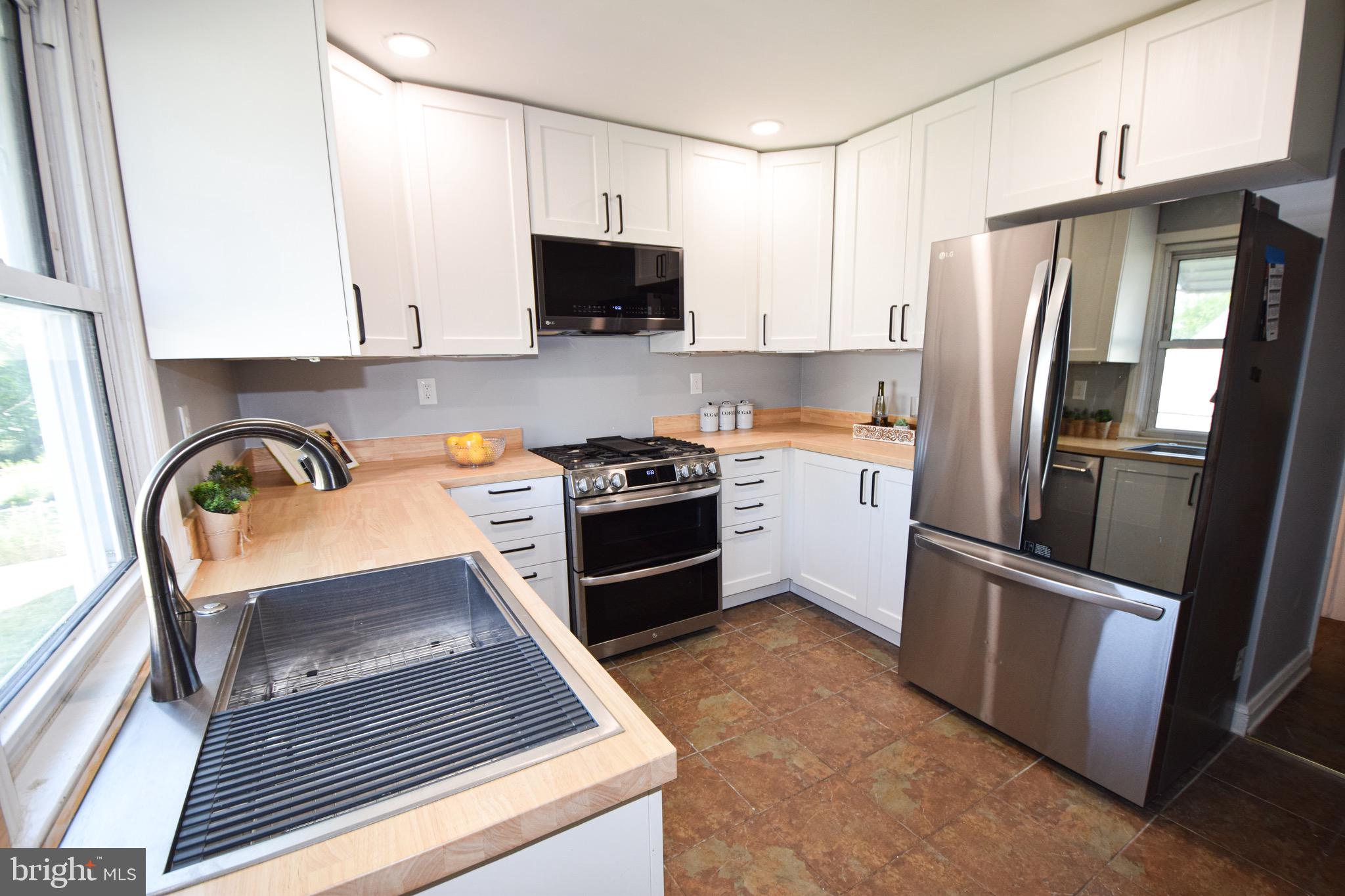 PARKVILLE HEIGHTS - Residential