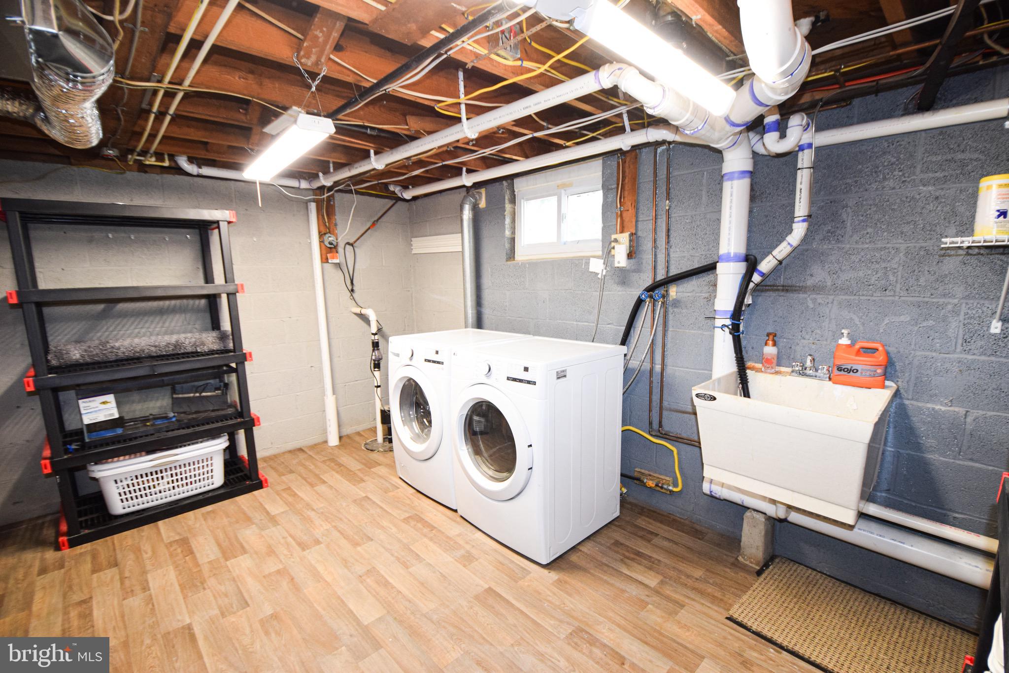 PARKVILLE HEIGHTS - Residential