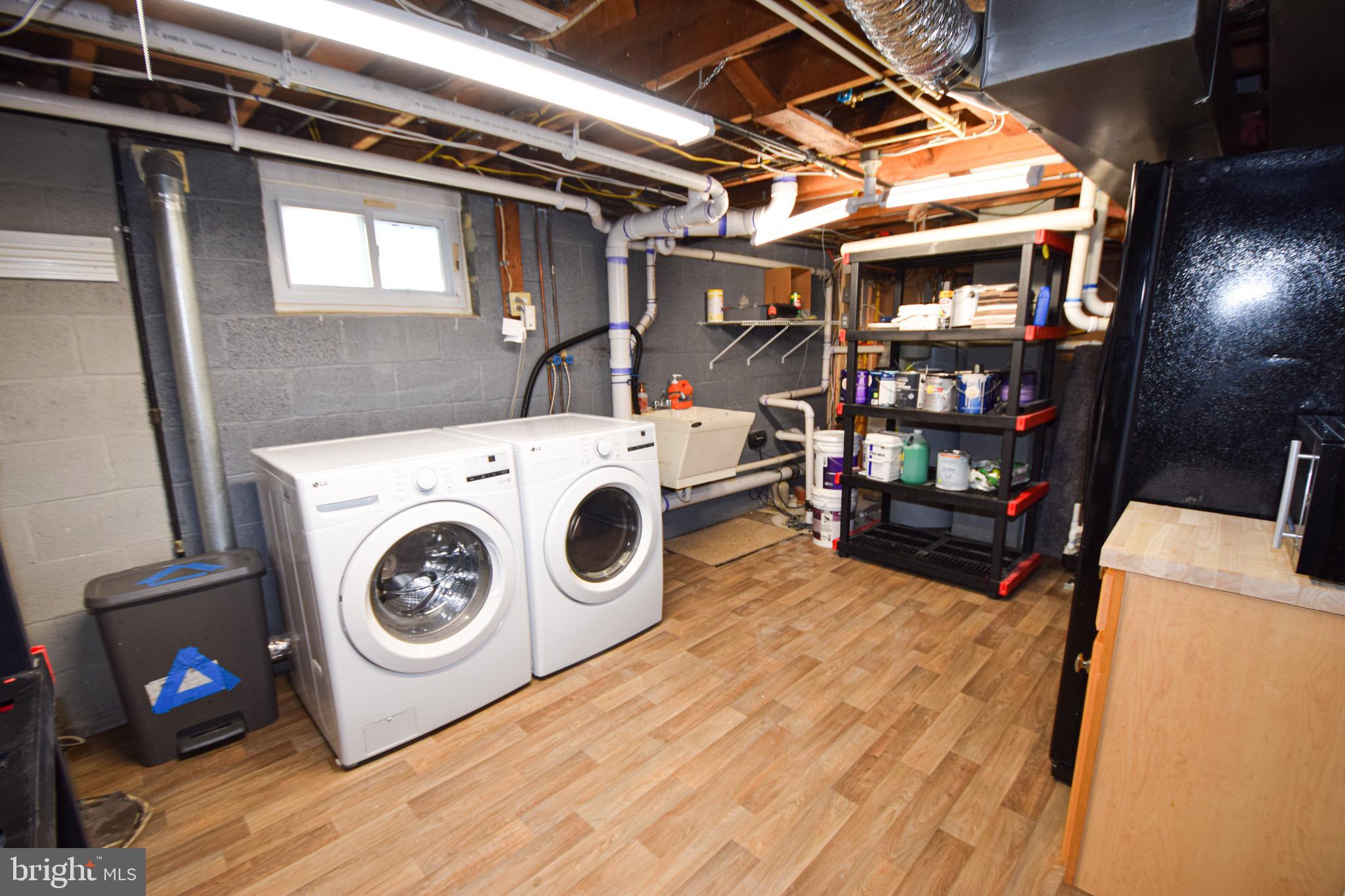 PARKVILLE HEIGHTS - Residential