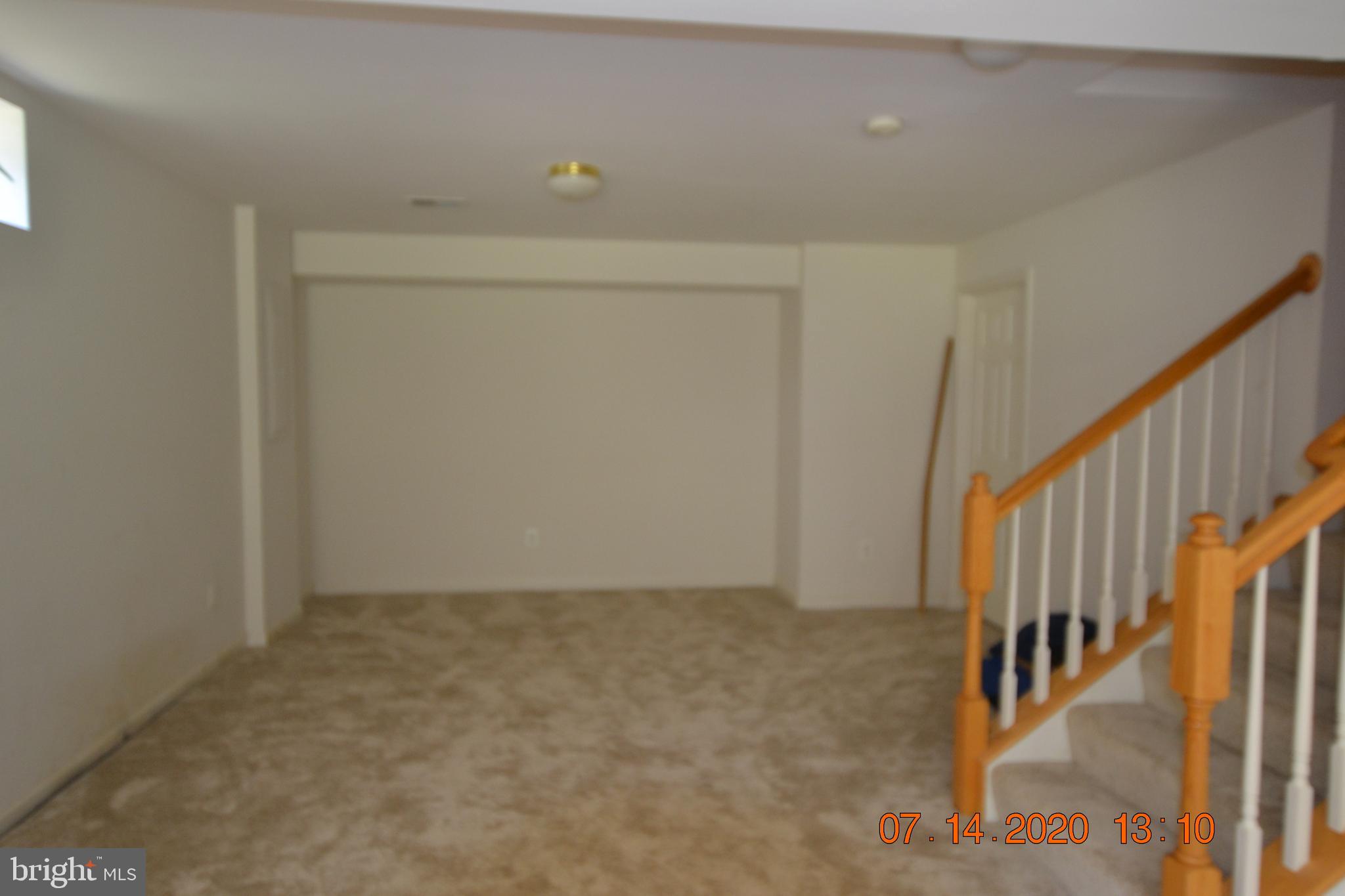 RIDGES OF WARRENTON - Residential Lease