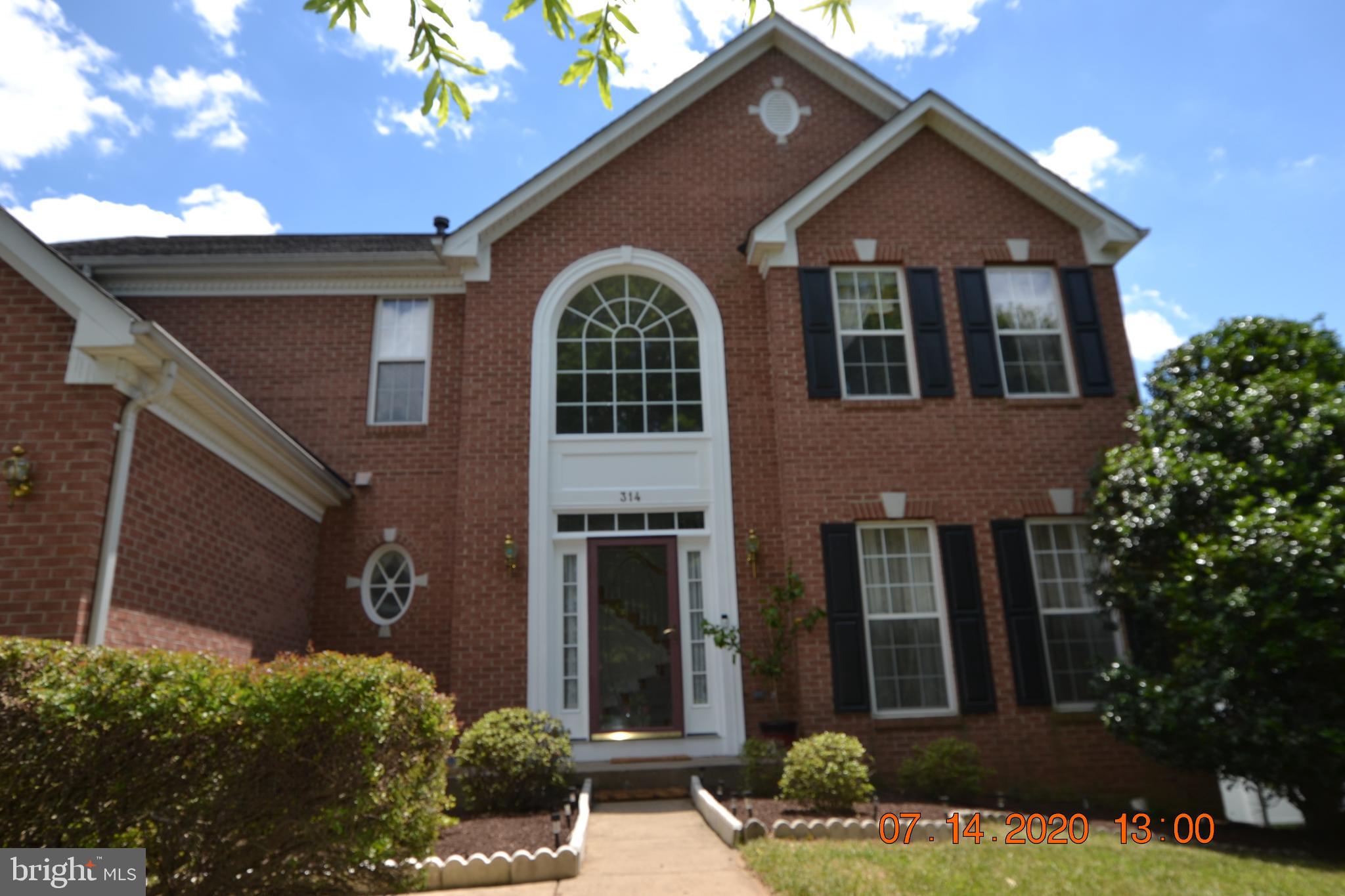 RIDGES OF WARRENTON - Residential Lease