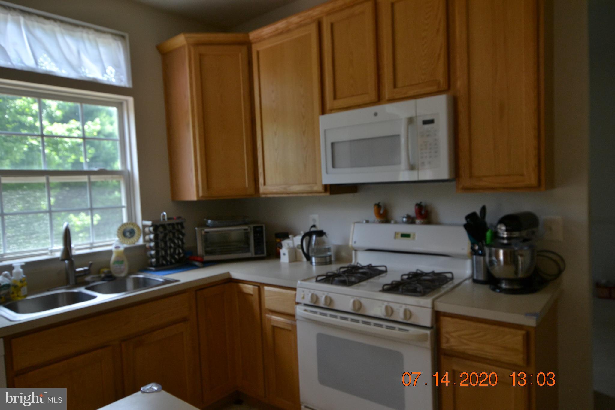 RIDGES OF WARRENTON - Residential Lease