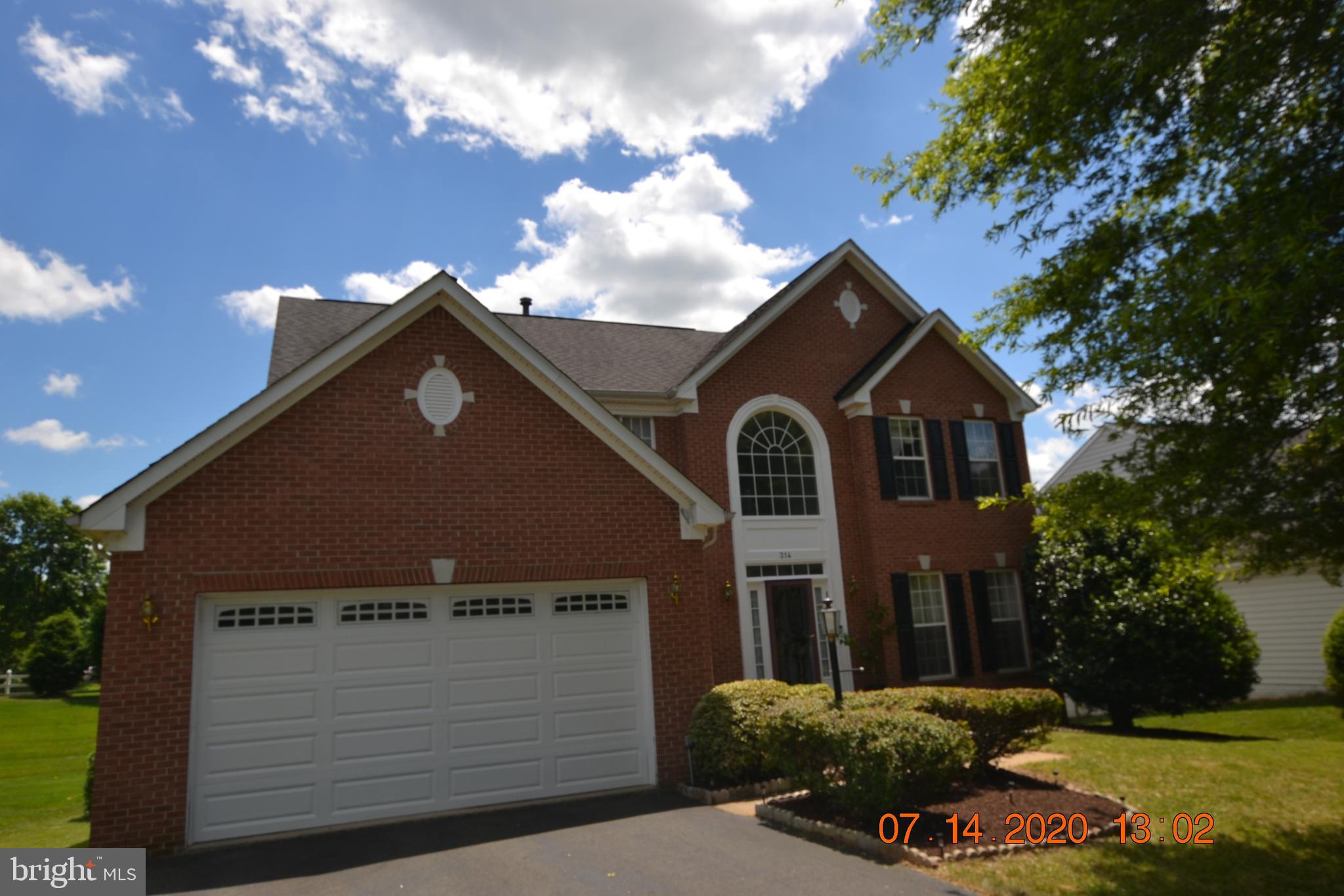 RIDGES OF WARRENTON - Residential Lease