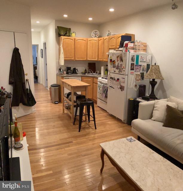 GRADUATE HOSPITAL - Residential Lease