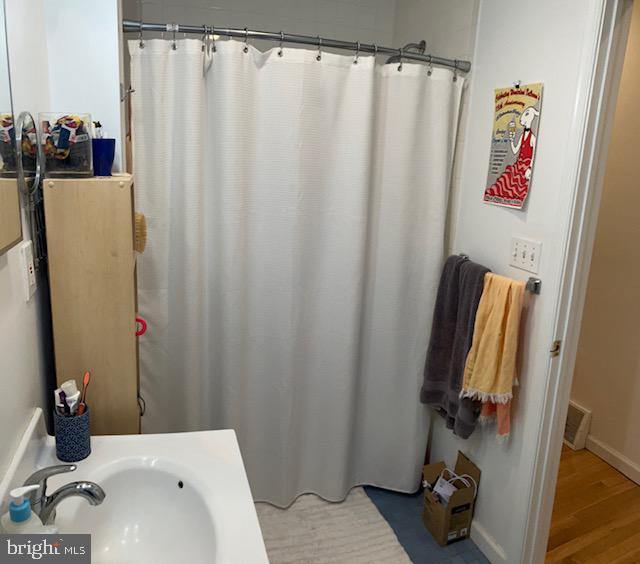 GRADUATE HOSPITAL - Residential Lease