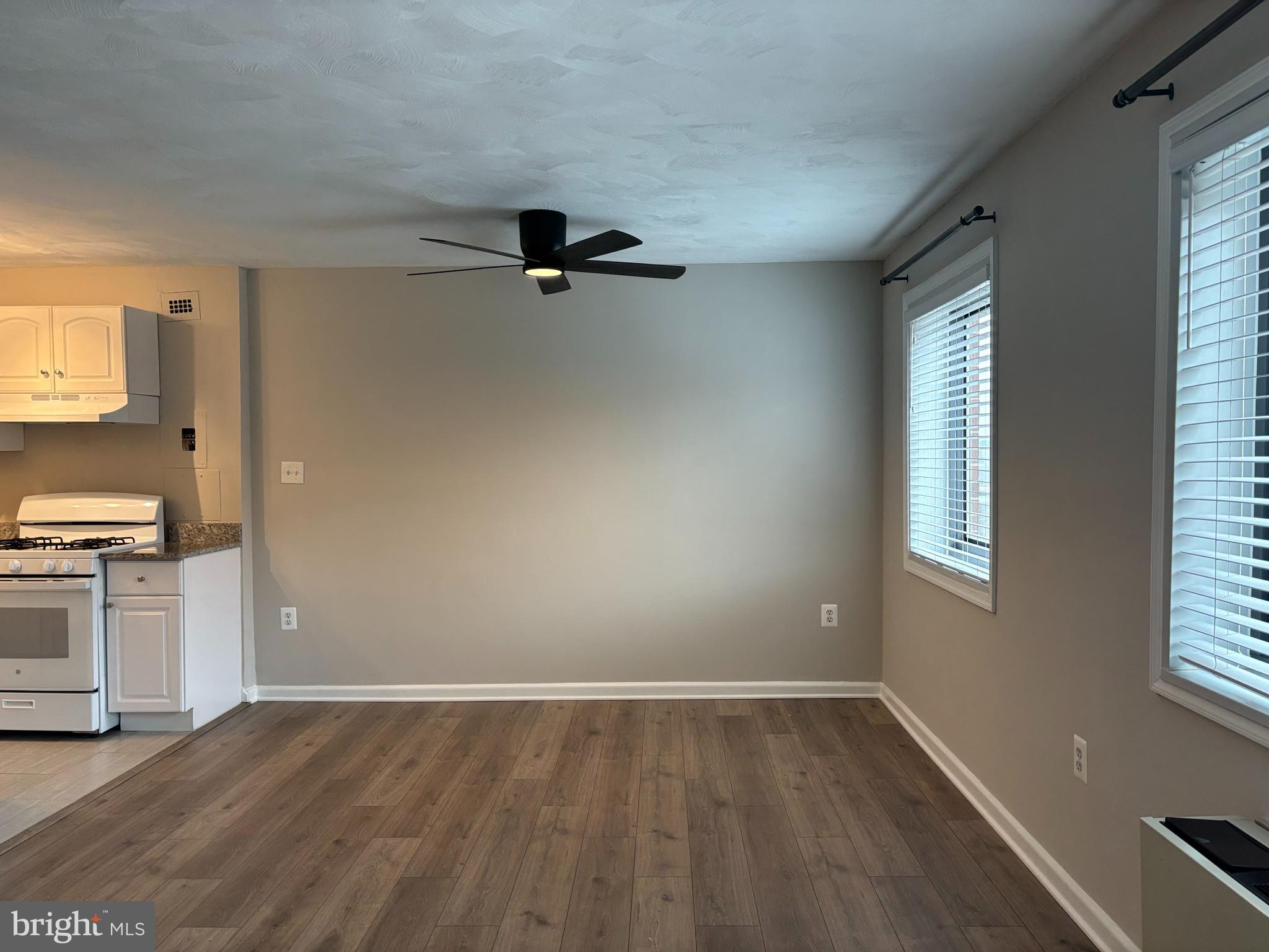 1200 S ARLINGTON RIDGE ROAD S 605