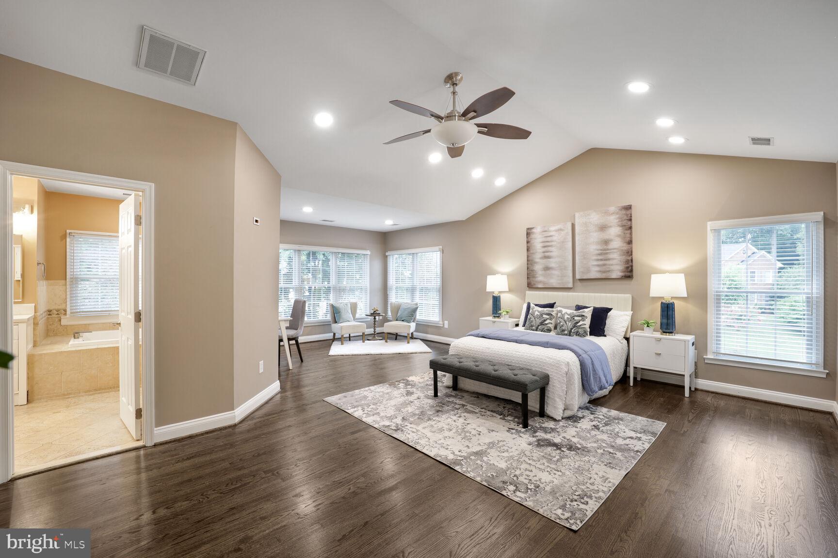 SOUTH RIVER COLONY - Residential