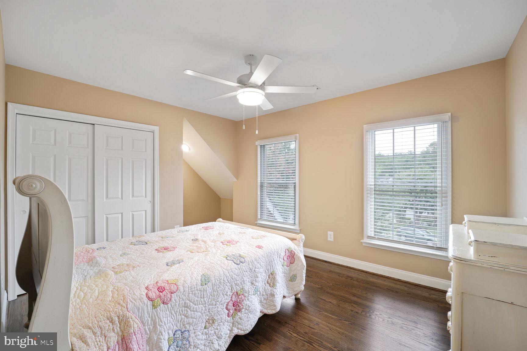 SOUTH RIVER COLONY - Residential