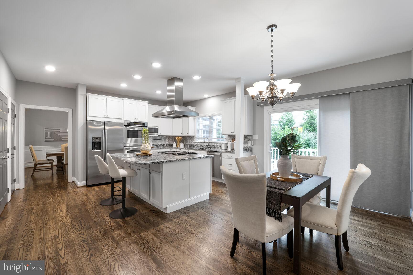 SOUTH RIVER COLONY - Residential