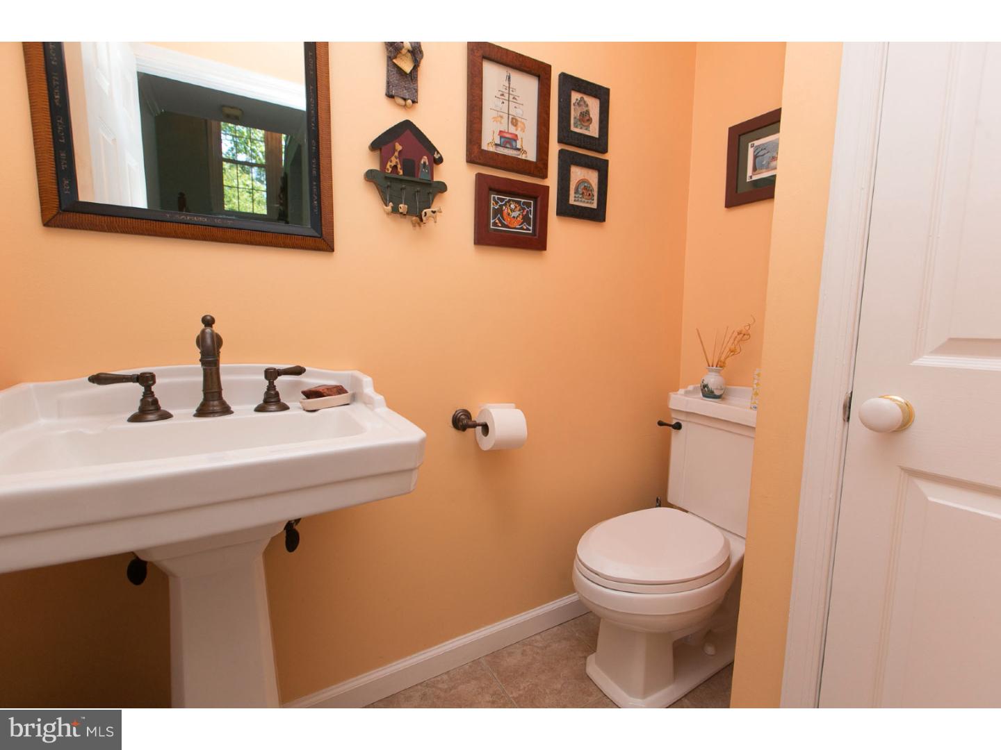 STOTESBURY TWHSE - Residential