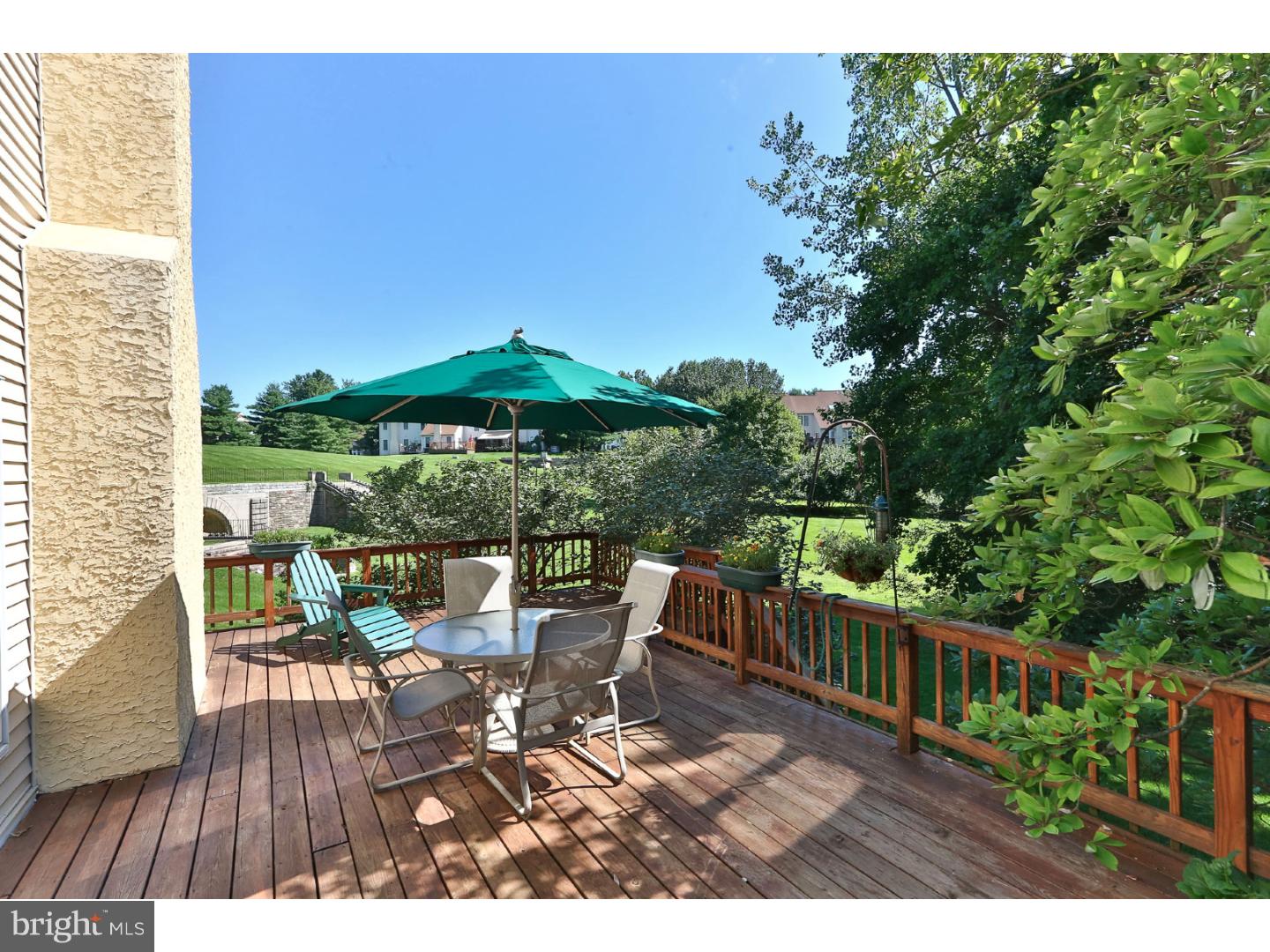 STOTESBURY TWHSE - Residential