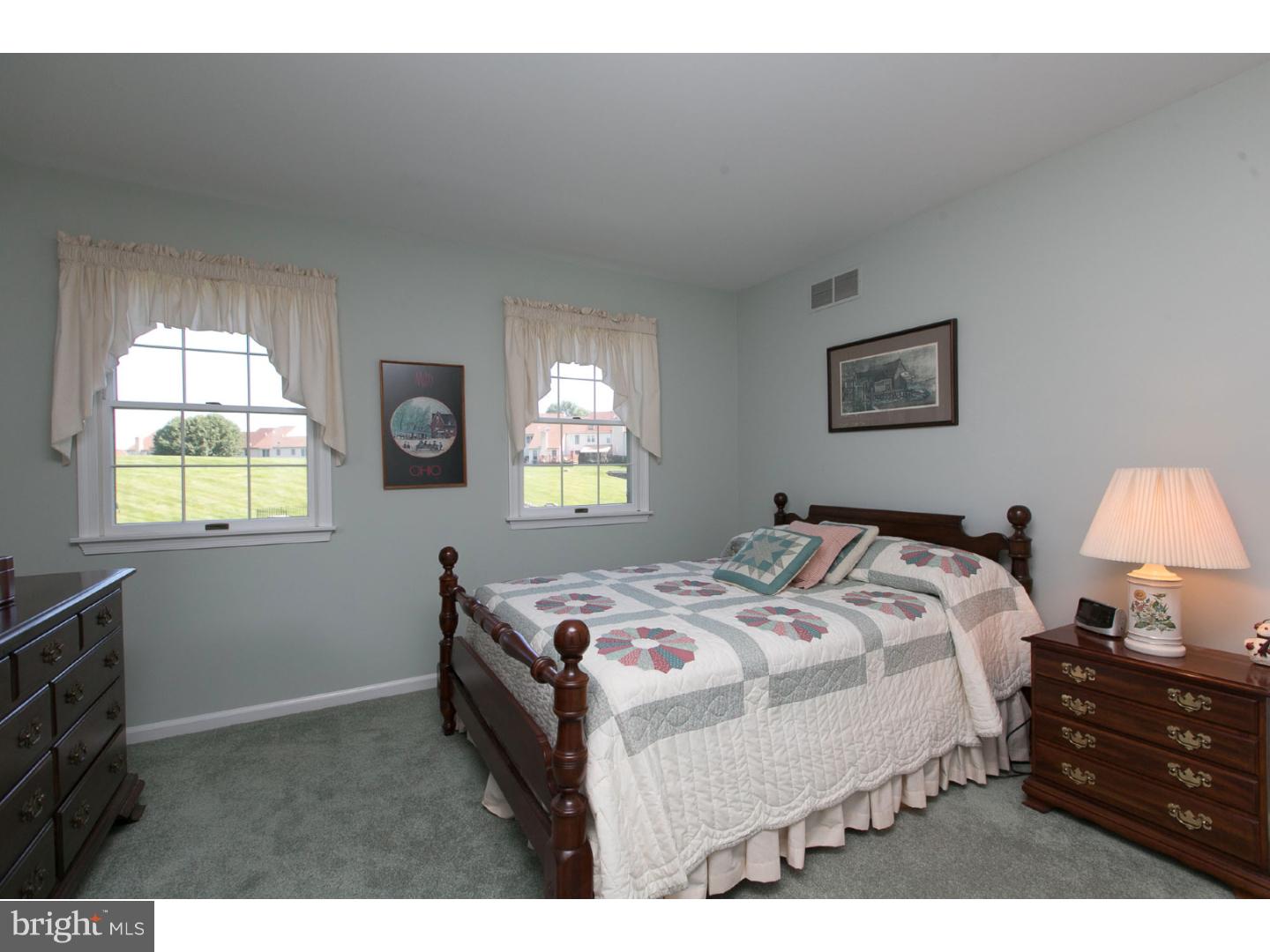 STOTESBURY TWHSE - Residential