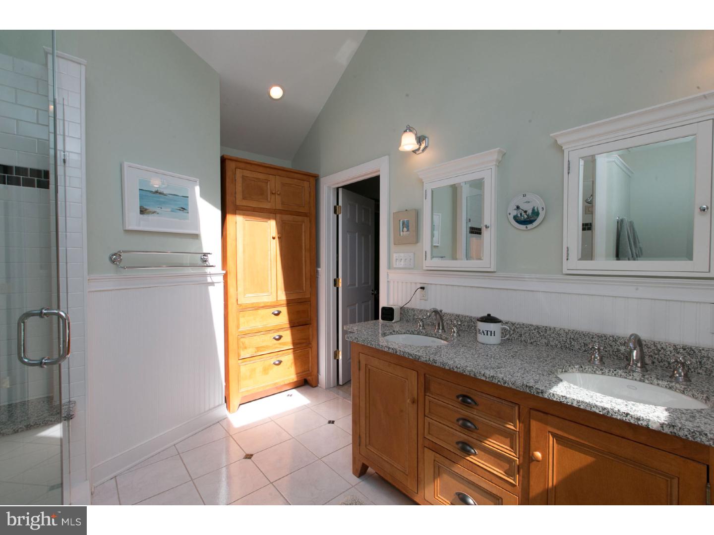 STOTESBURY TWHSE - Residential