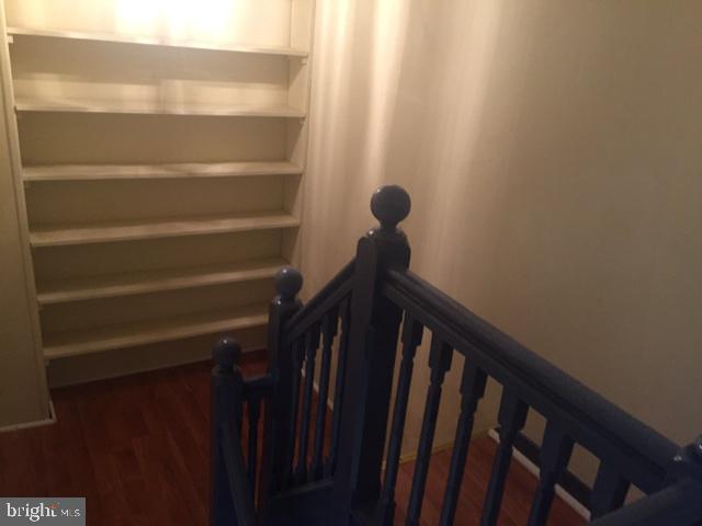 CHARLES VILLAGE - Residential Lease