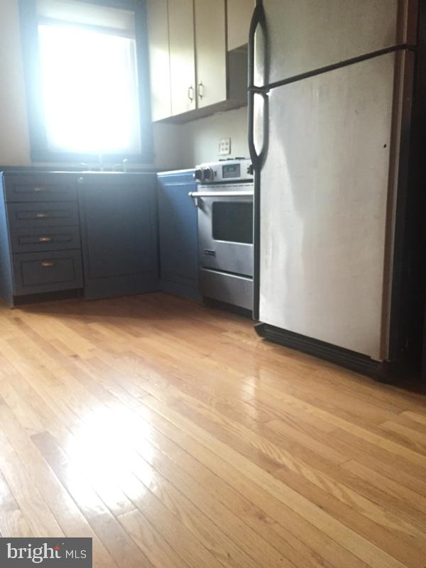 CHARLES VILLAGE - Residential Lease