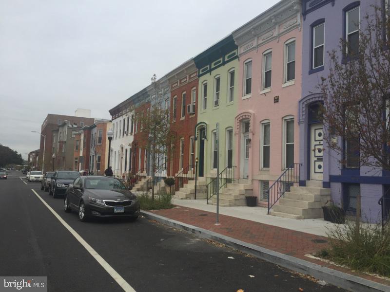 CHARLES VILLAGE - Residential Lease