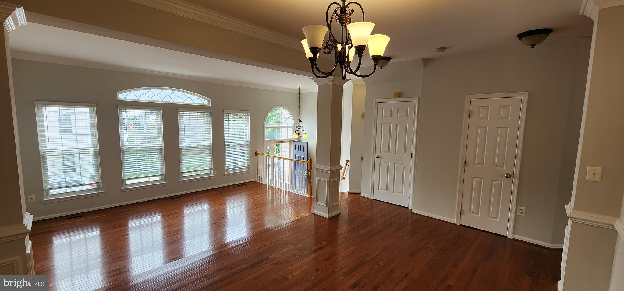 20622 GLENMERE SQUARE