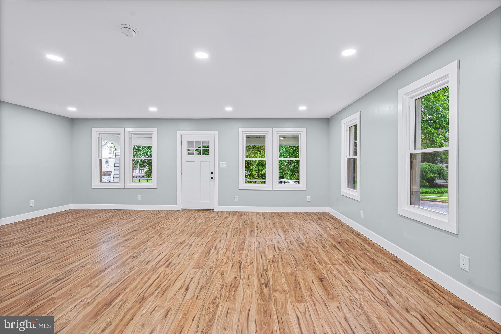 24 CAROLINA AVENUE