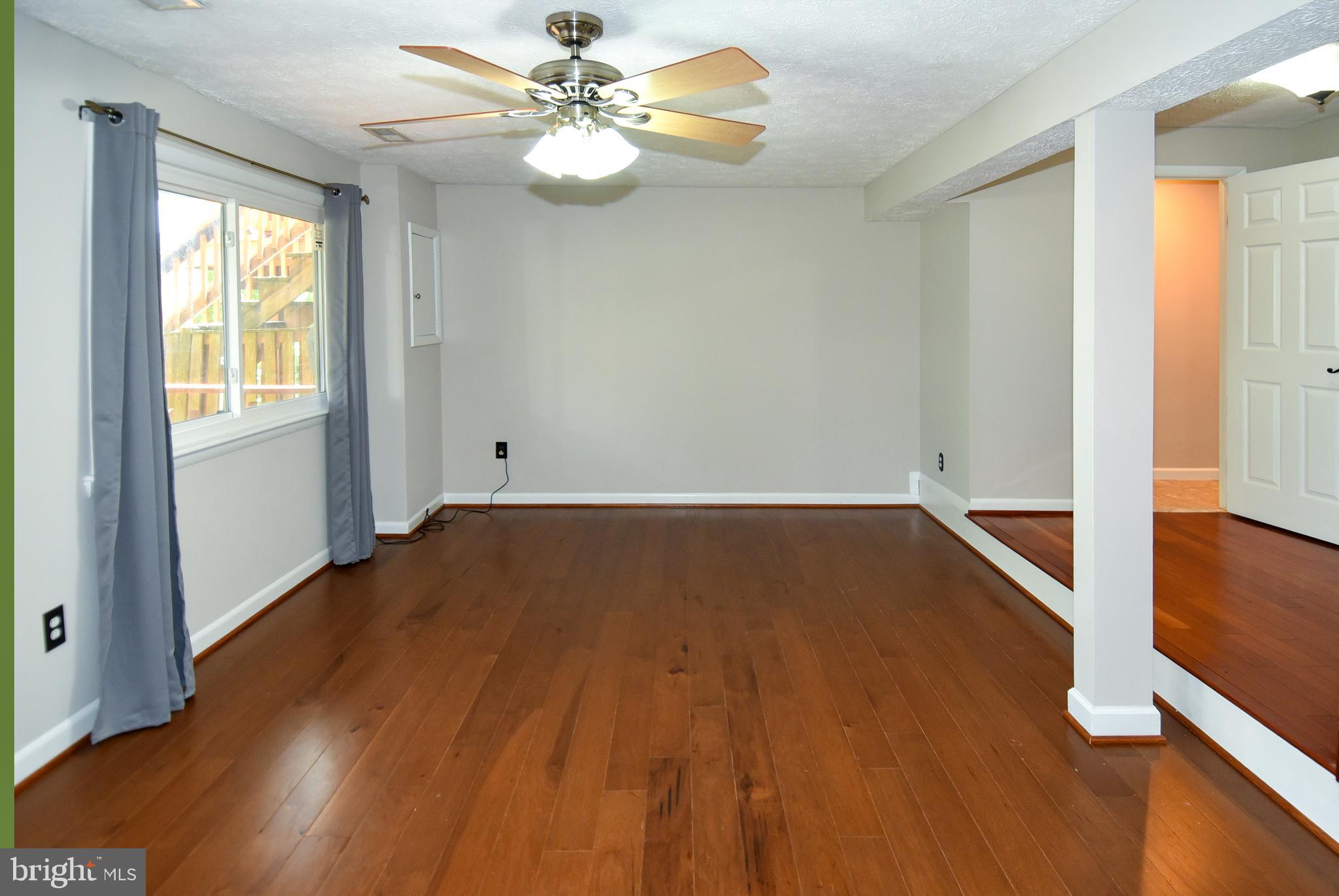 GUNNERS LAKE VILLAGE - Residential