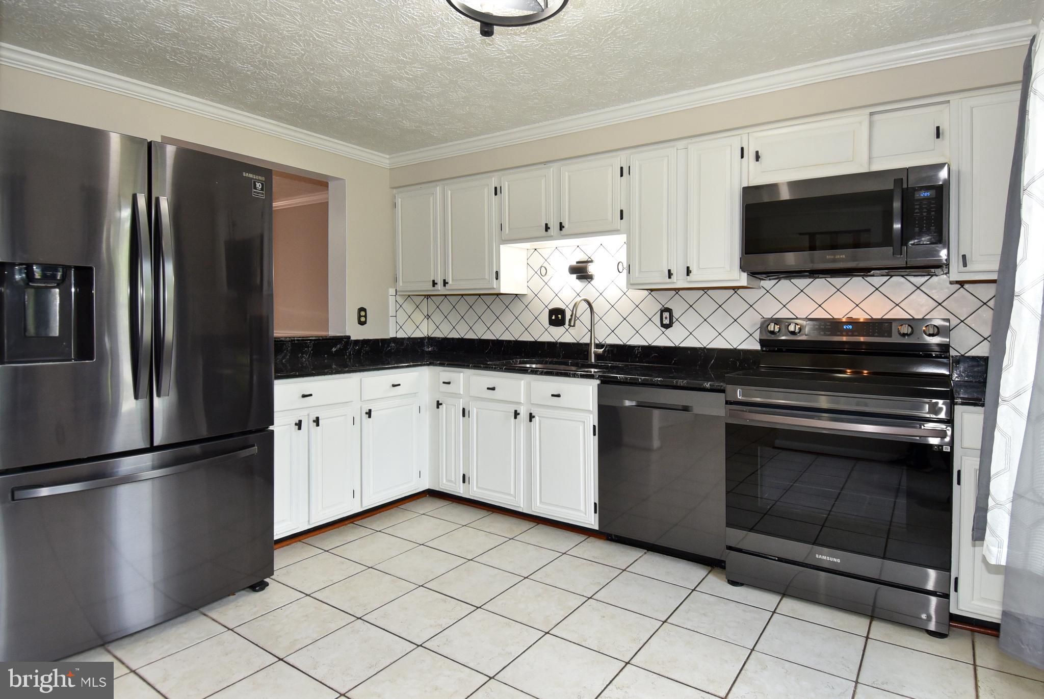 GUNNERS LAKE VILLAGE - Residential