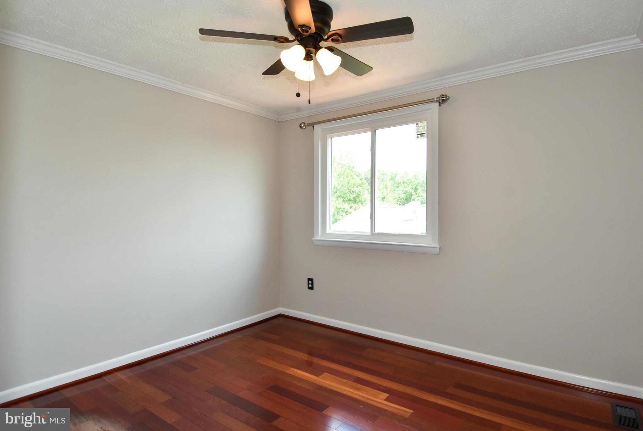 GUNNERS LAKE VILLAGE - Residential