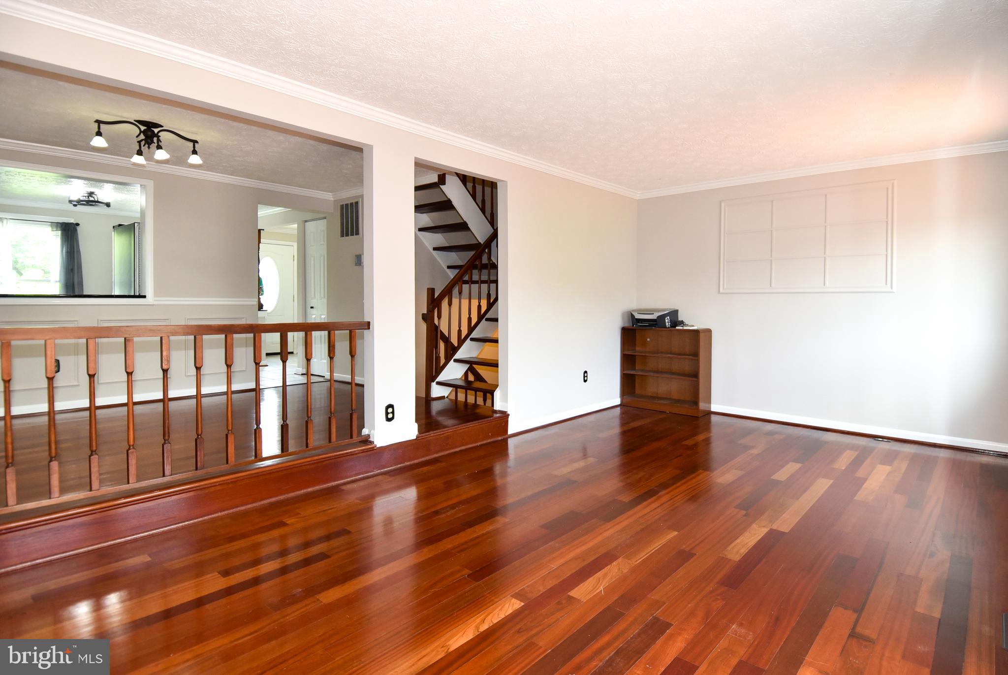 GUNNERS LAKE VILLAGE - Residential