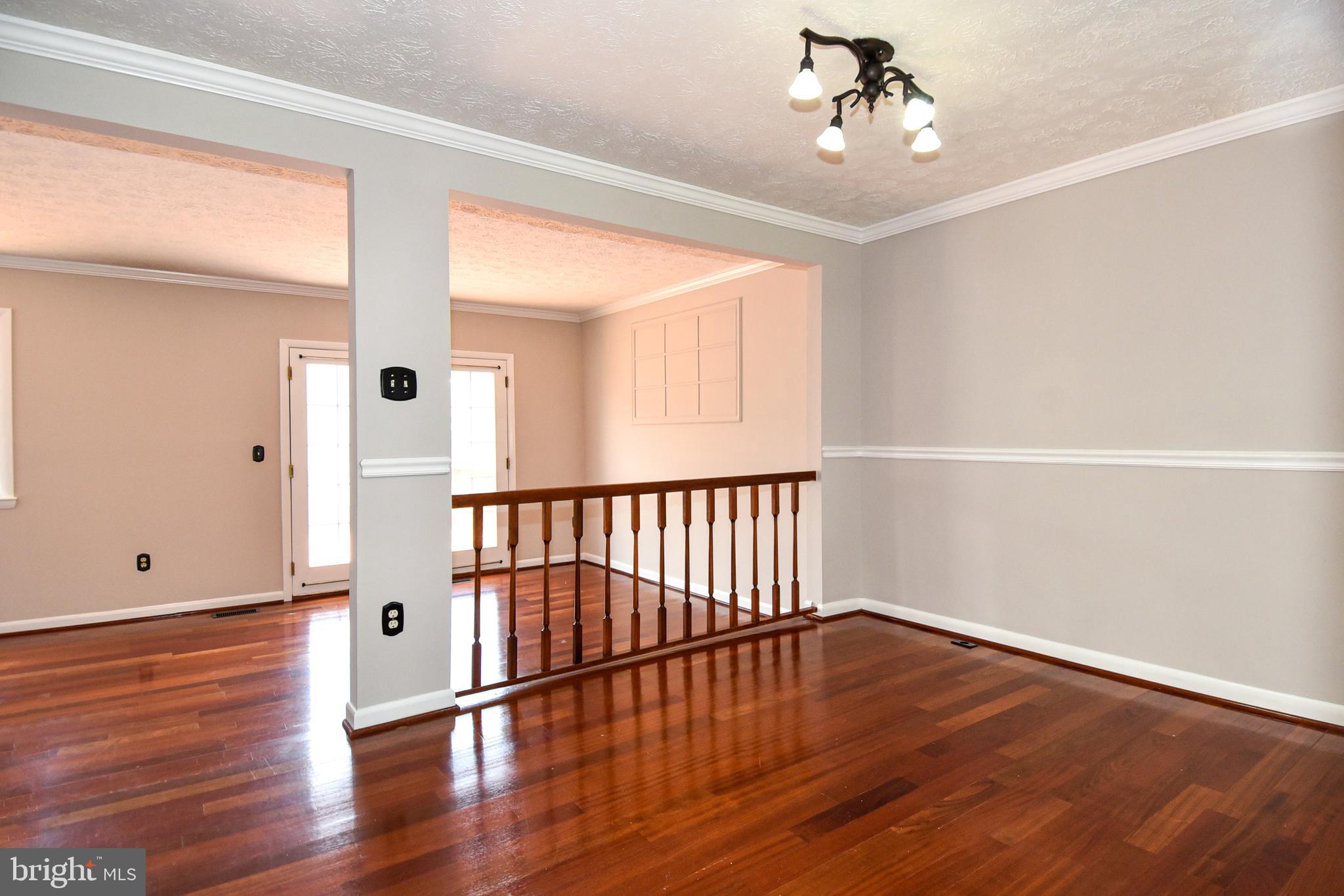 GUNNERS LAKE VILLAGE - Residential