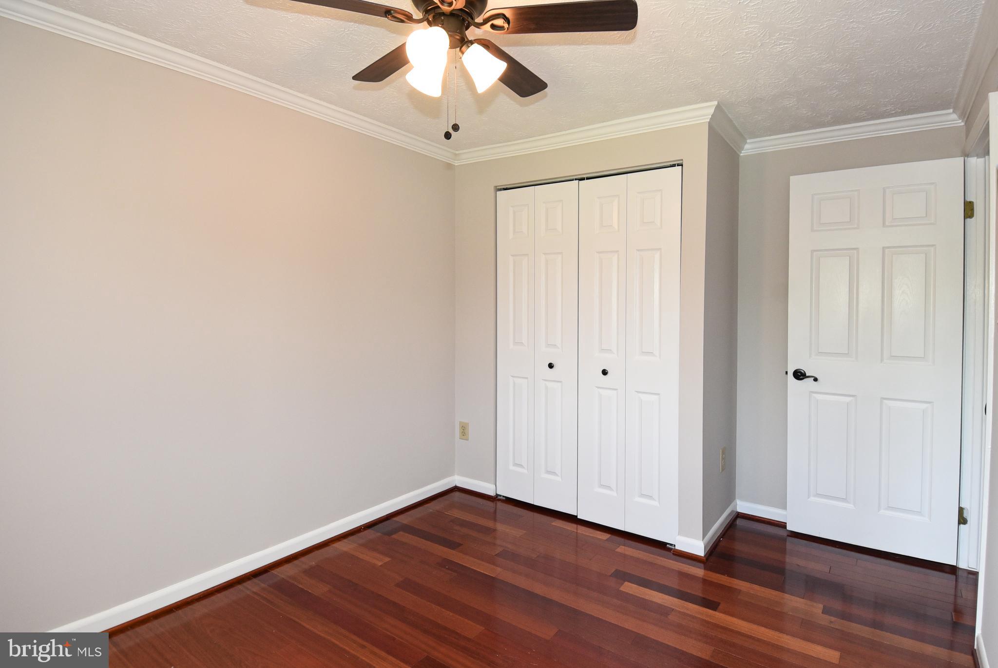 GUNNERS LAKE VILLAGE - Residential