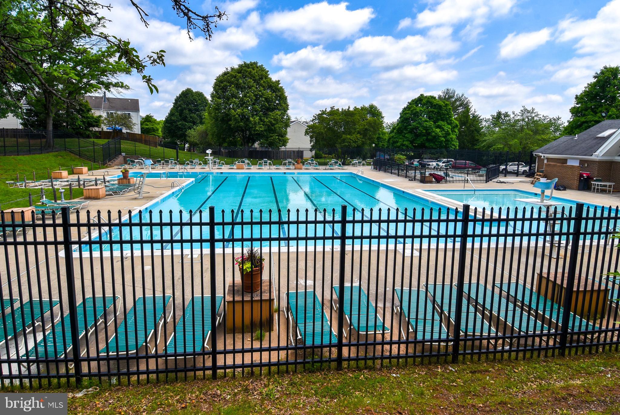 GUNNERS LAKE VILLAGE - Residential