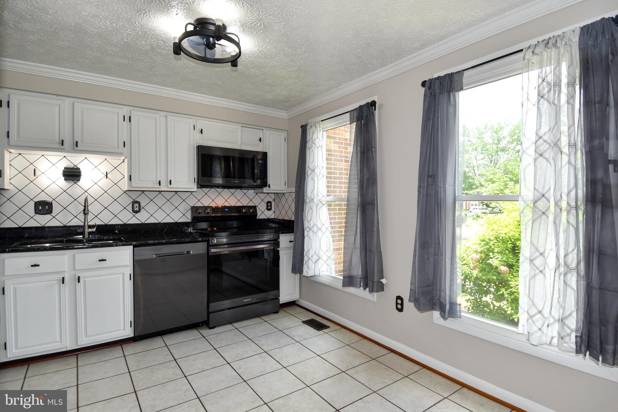 GUNNERS LAKE VILLAGE - Residential