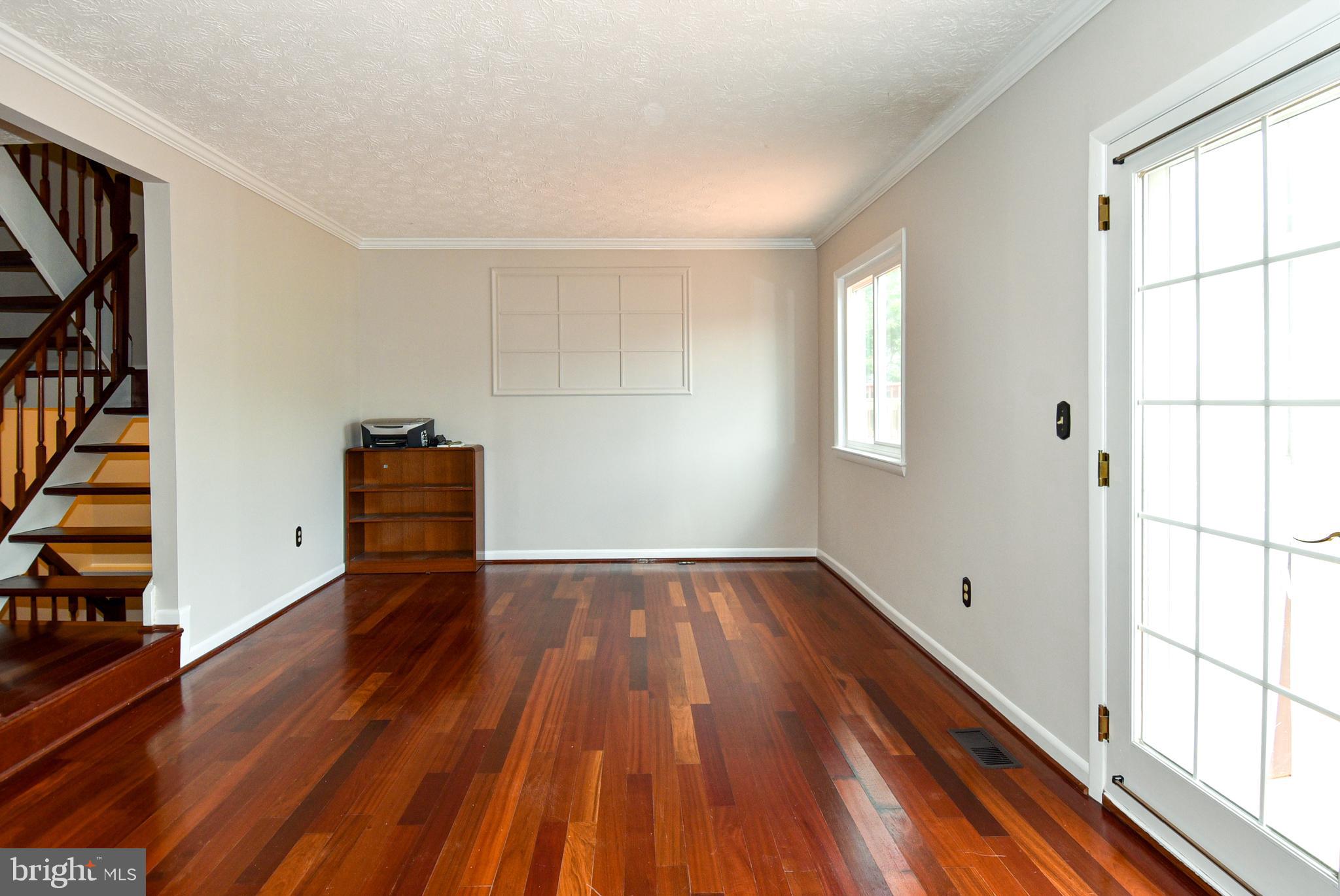 GUNNERS LAKE VILLAGE - Residential