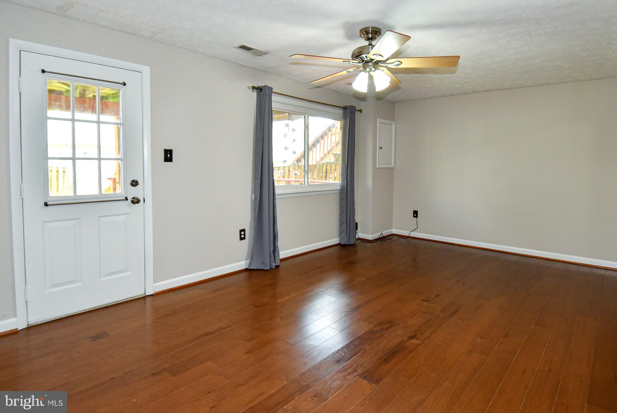 GUNNERS LAKE VILLAGE - Residential