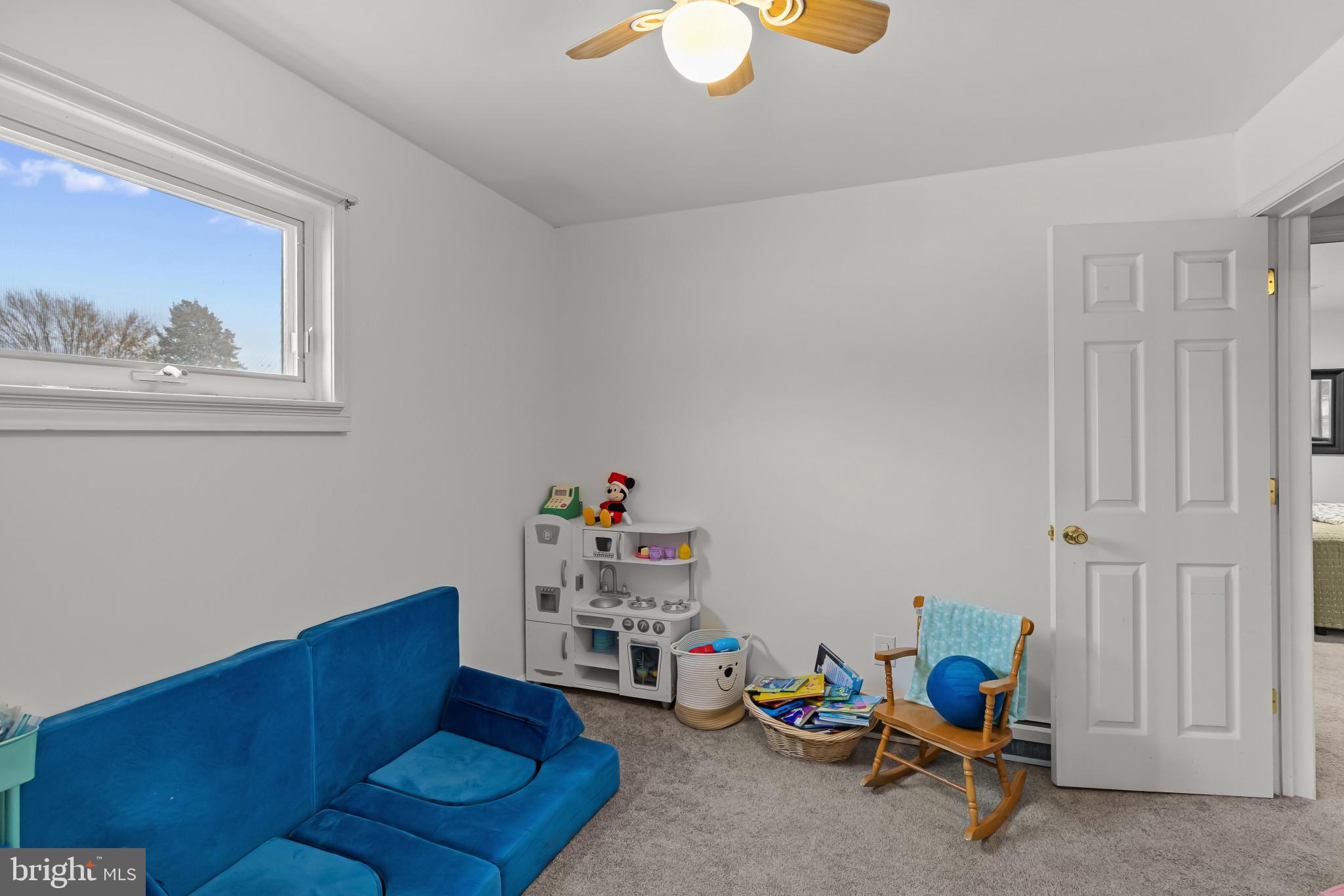 LYNCH POINT - Residential