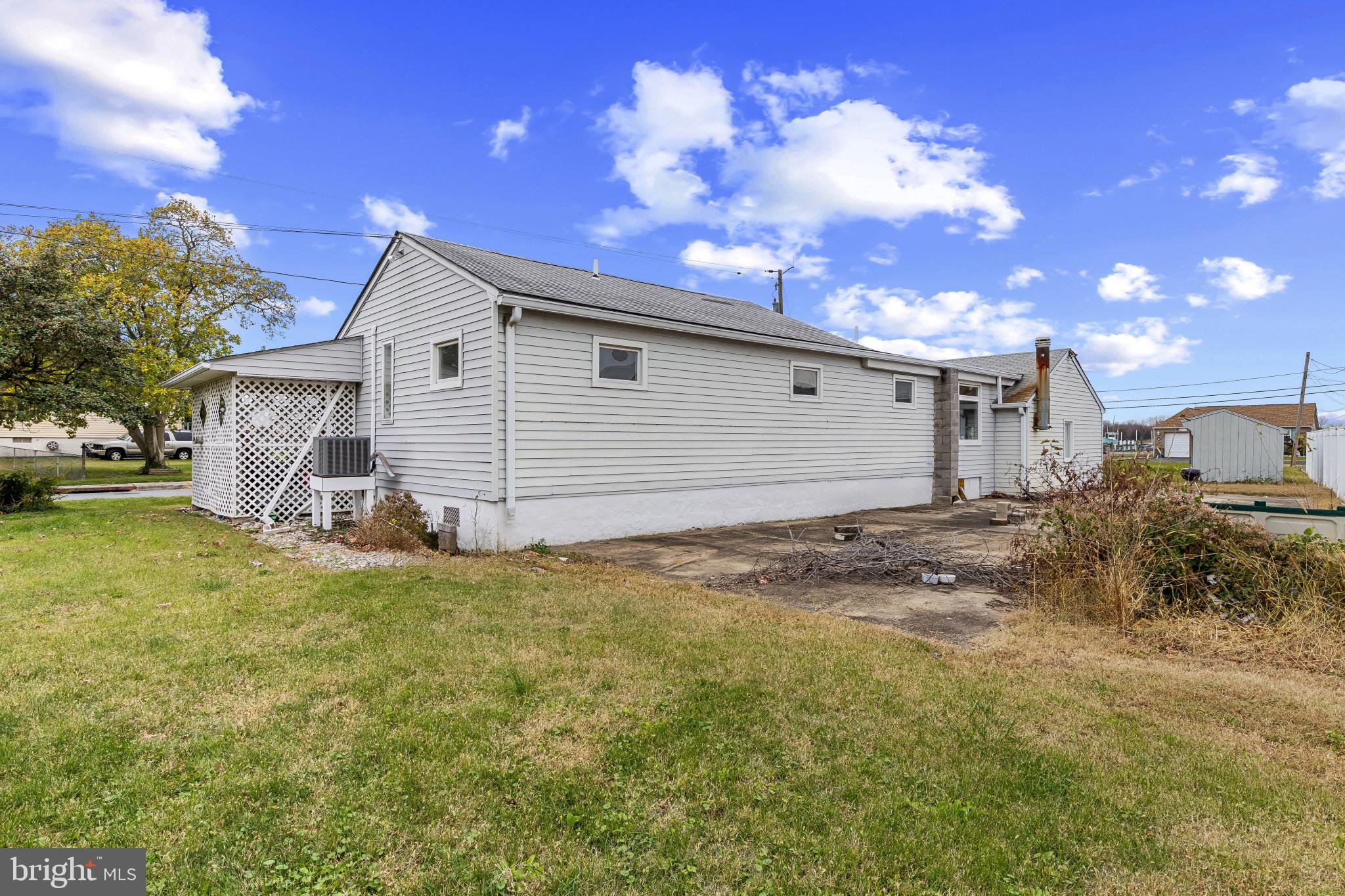 LYNCH POINT - Residential