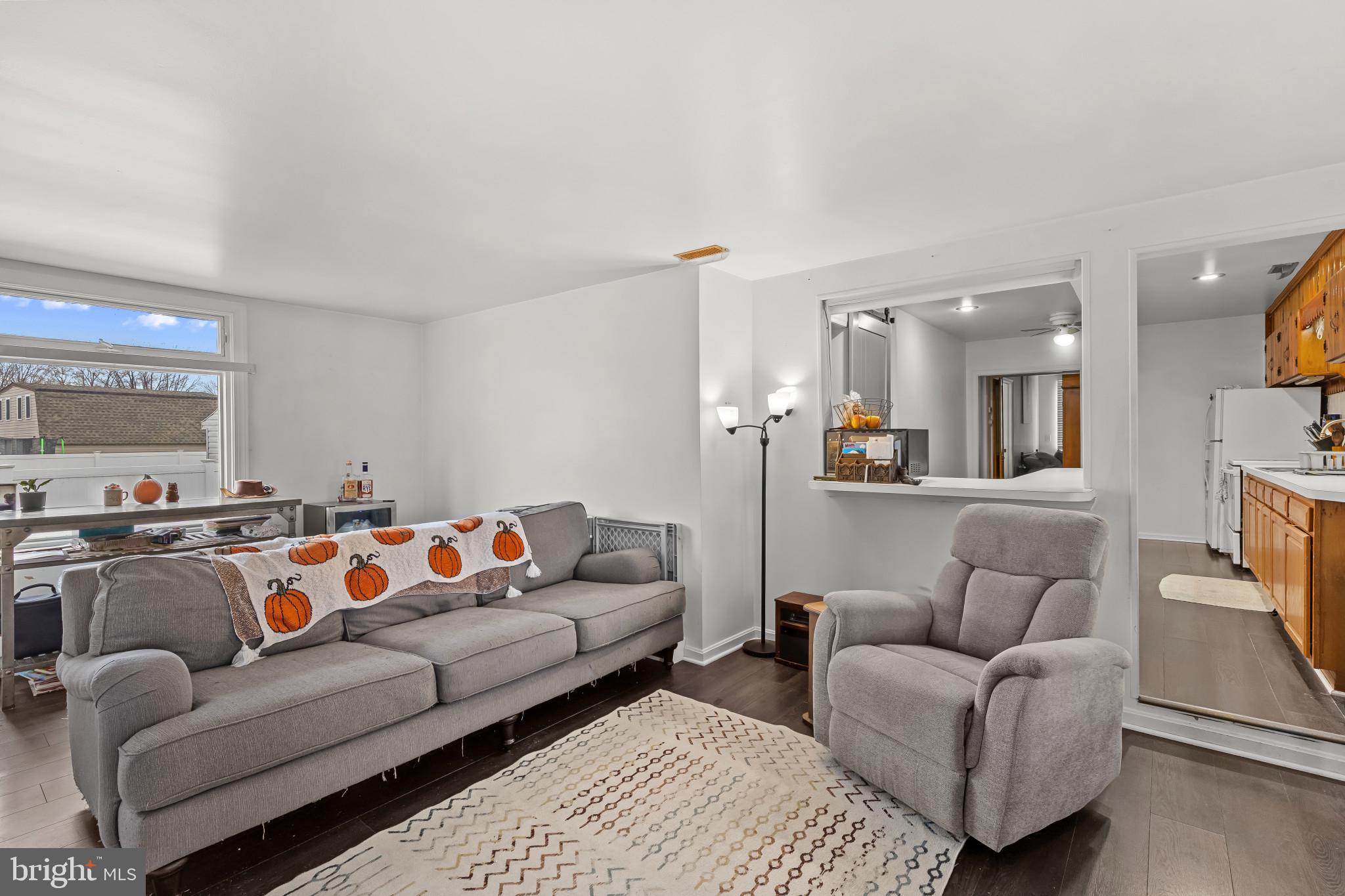 LYNCH POINT - Residential