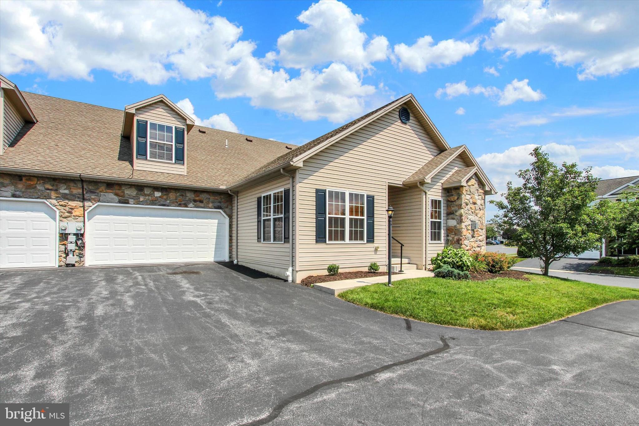31 IVY LANE