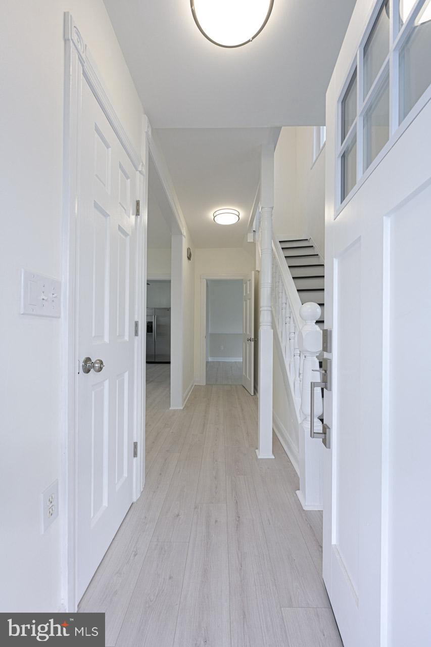 RIVERDALE - Residential