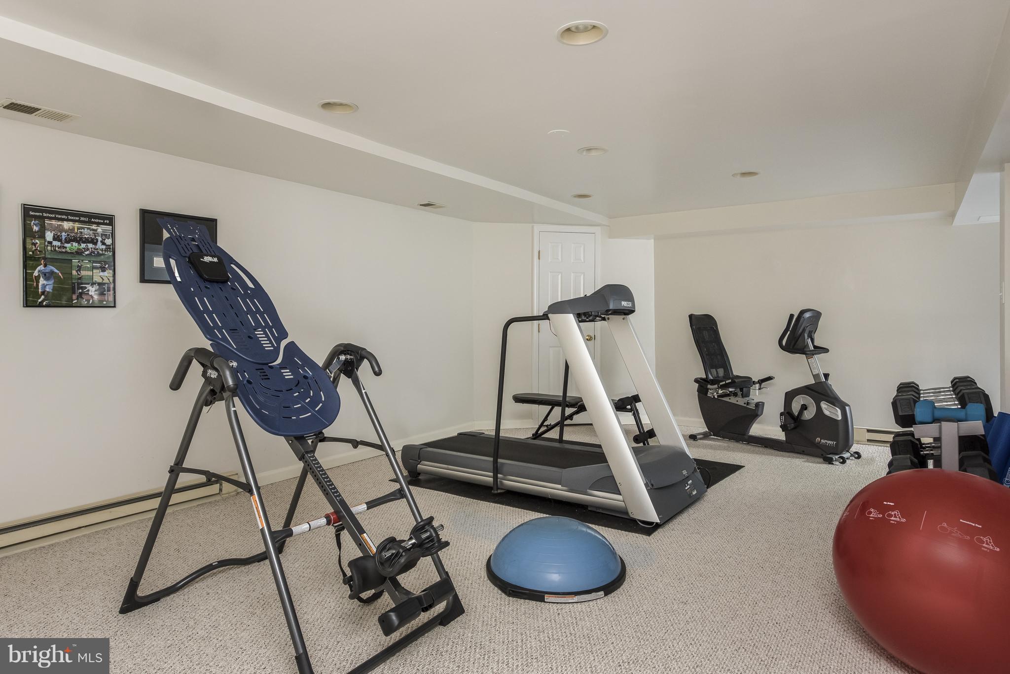 BELLEVIEW ESTATES - Residential