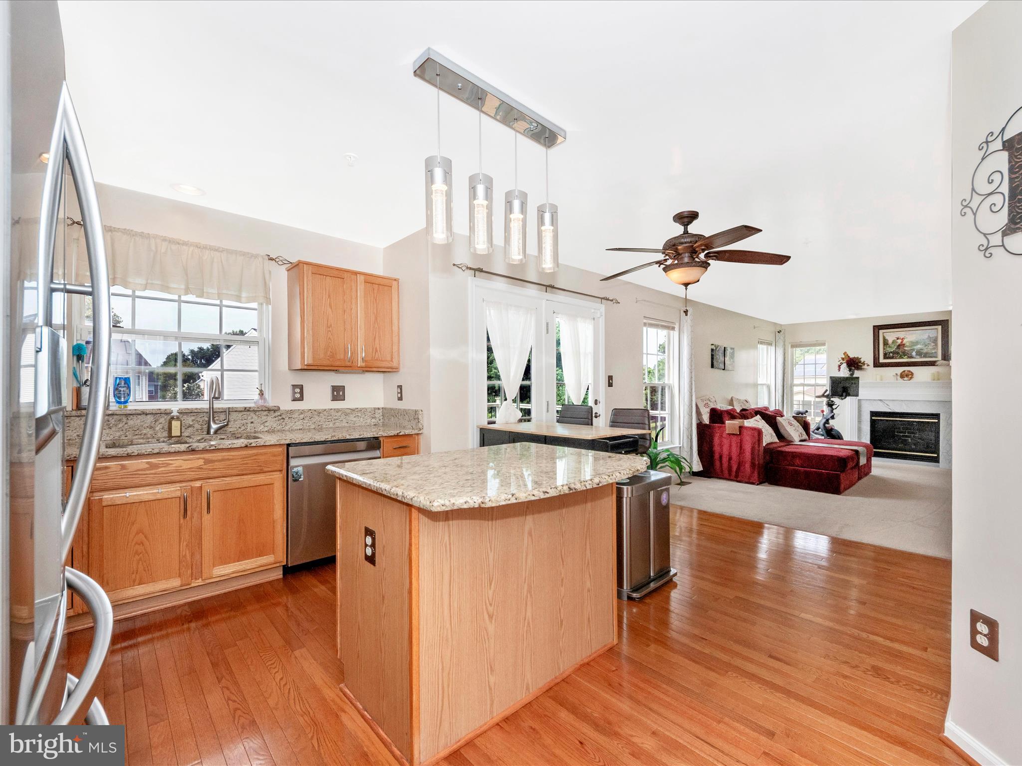 SUMMIT CREEK - Residential Lease