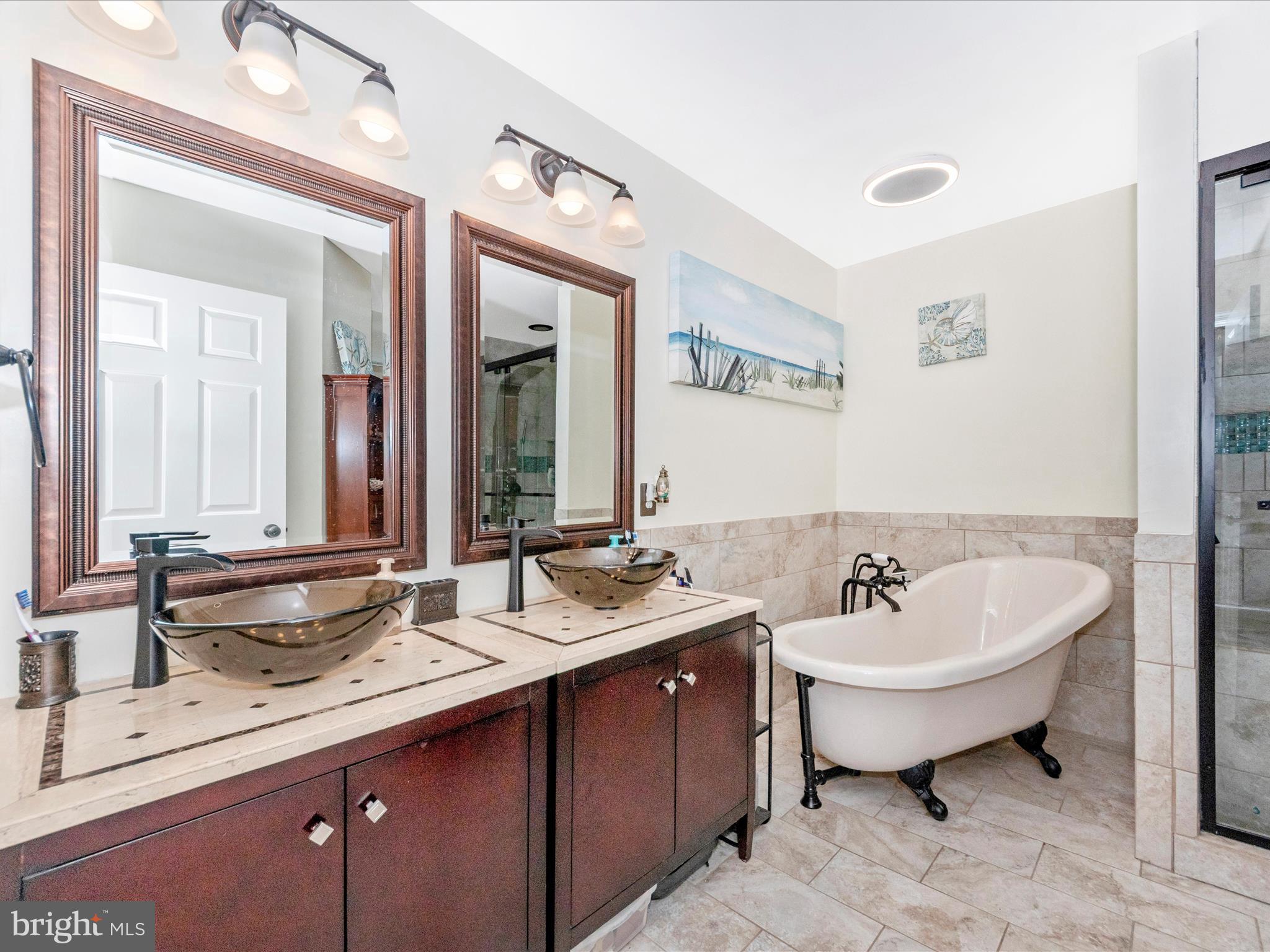 SUMMIT CREEK - Residential Lease