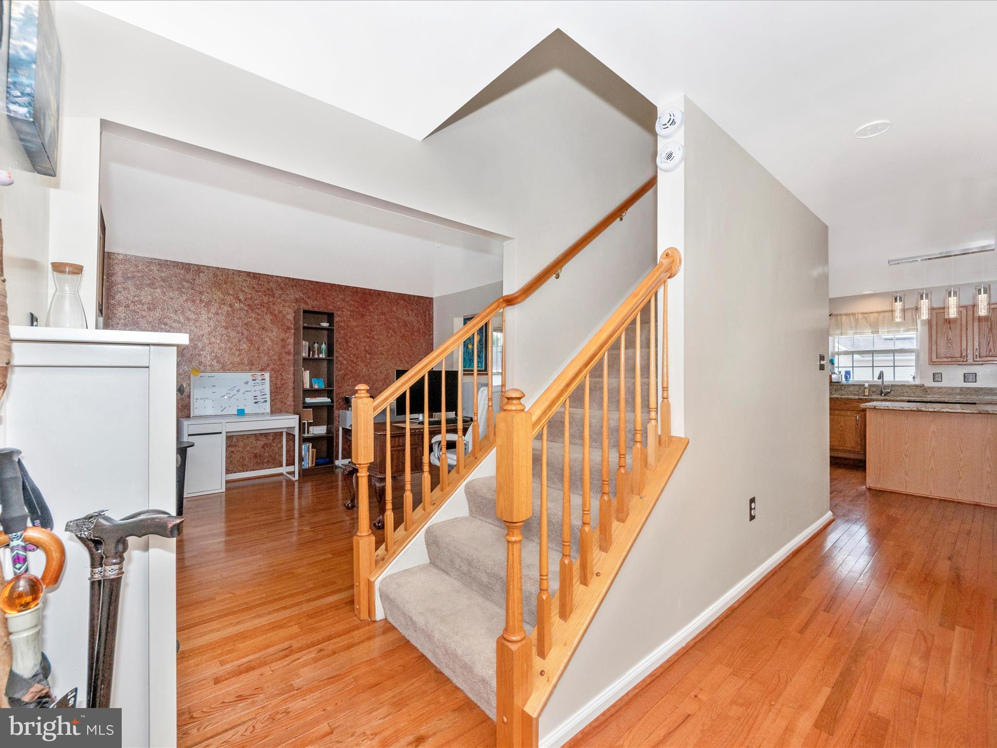 SUMMIT CREEK - Residential Lease